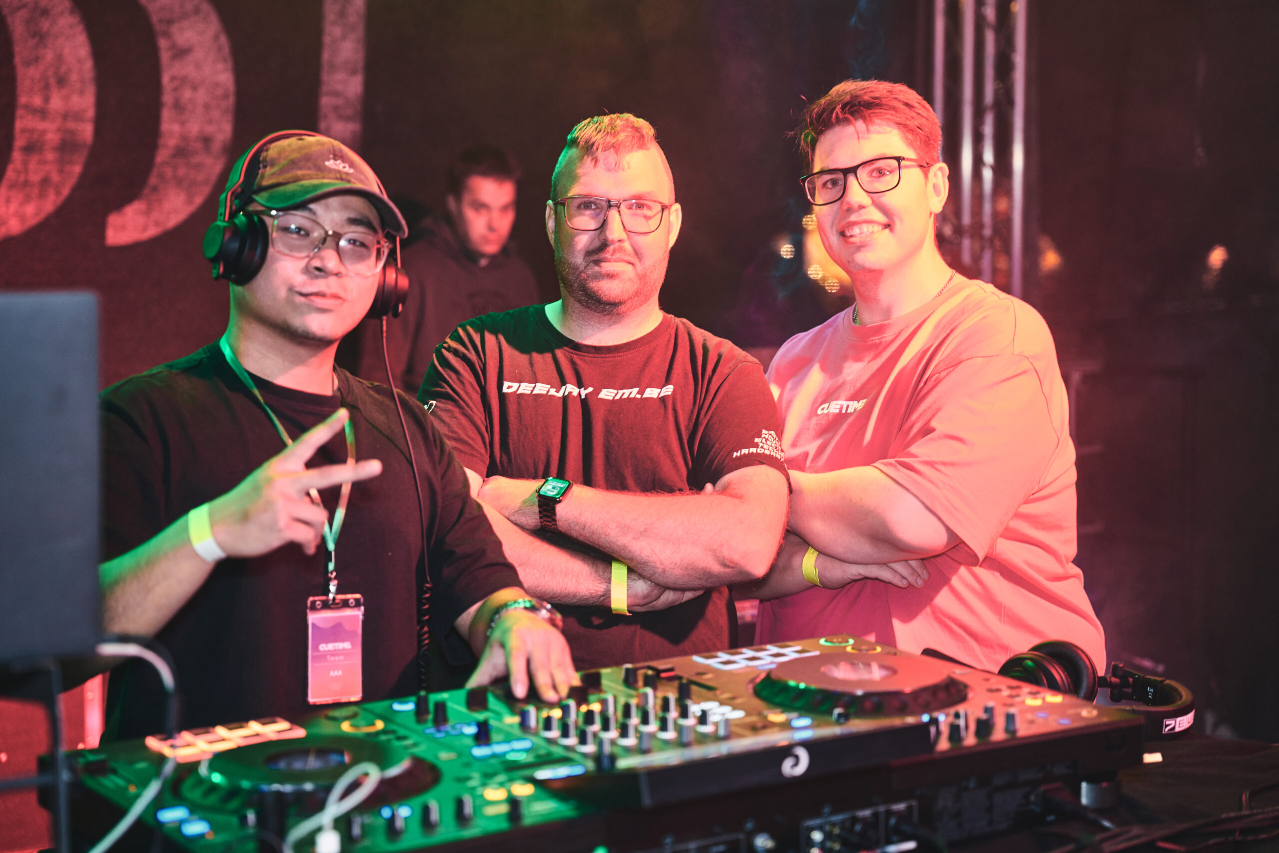 DJ Doen, DJ Em.be und Cuetime beim Blütenfest 2025 in Wiesmoor